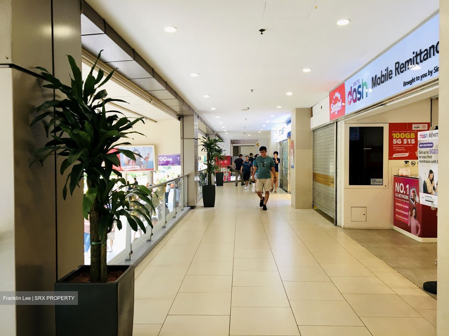 Lucky Plaza (D9), Shop House #442620231